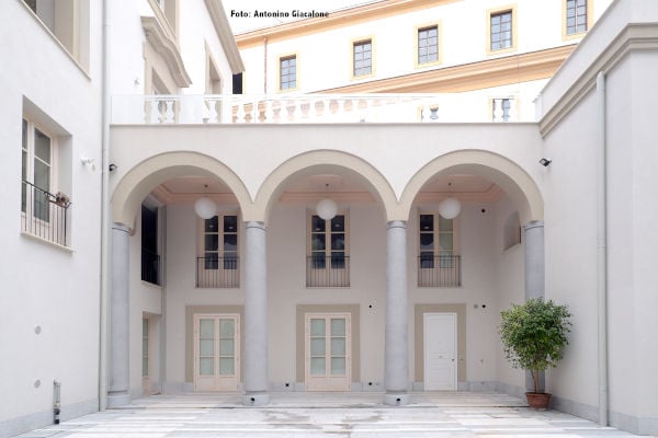 Produzione e Progettazione infissi- Palazzo Lampedusa2