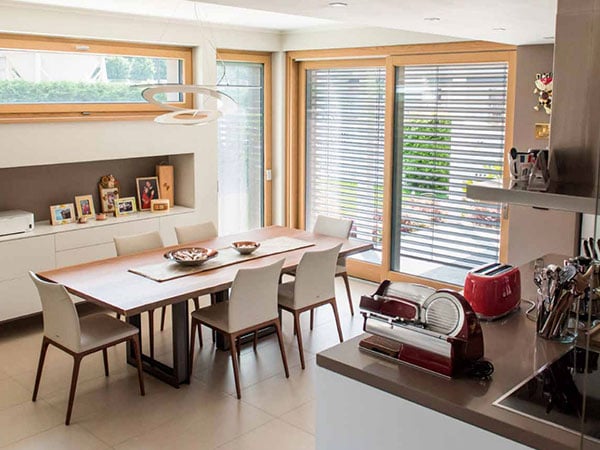 cucina-interna-finestra-legno-alluminio