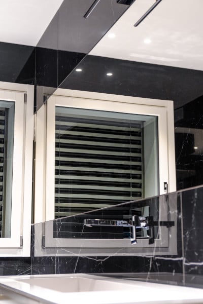 tipologie-di-finestre-per-il-bagno